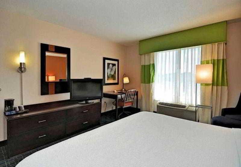 Fairfield Inn And Suites By Marriott Potomac Mills Woodbridge Luaran gambar